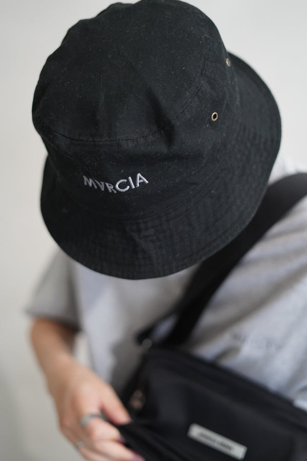 MVRCIA BUCKET HAT